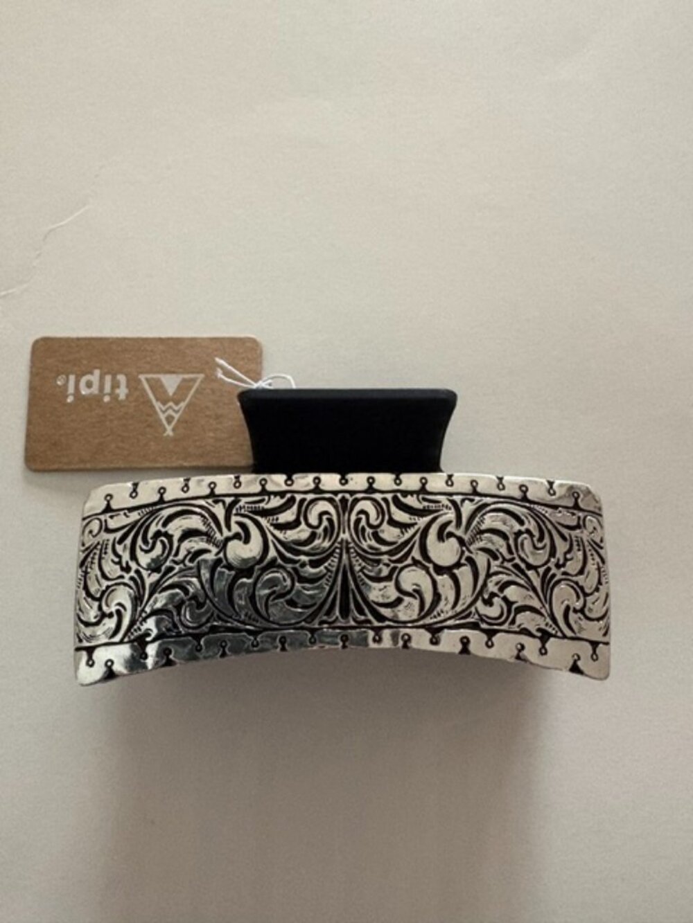 Tipi Western Etched Metal Plate Hair Claw NWT